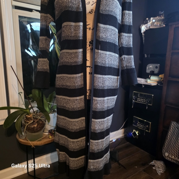 Women's Black and Gray Striped Cardigan Sweater - Picture 4 of 6